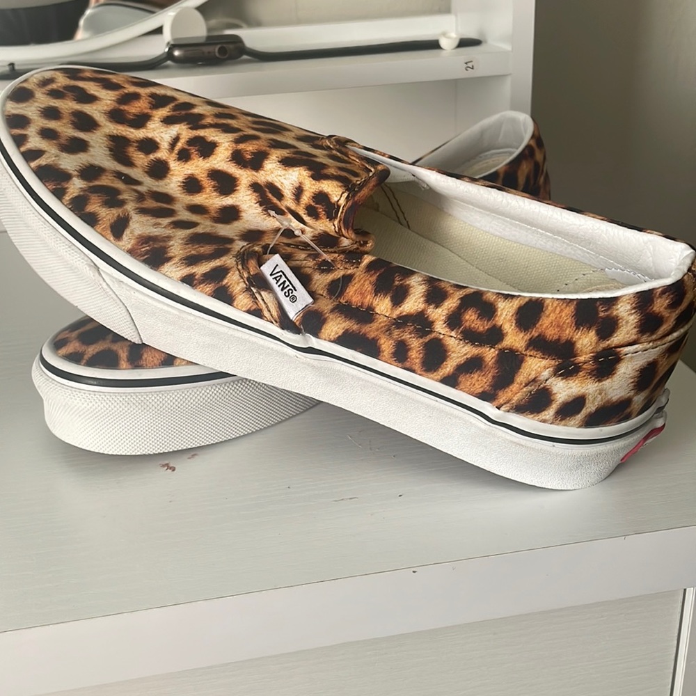 Vans slip leopard shoes
